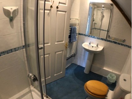 Barn Twin Room ensuite 